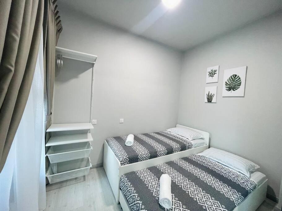 Jesselton Quay,2Br,4-5Pax,Mountain View Apartment Kota Kinabalu Ngoại thất bức ảnh